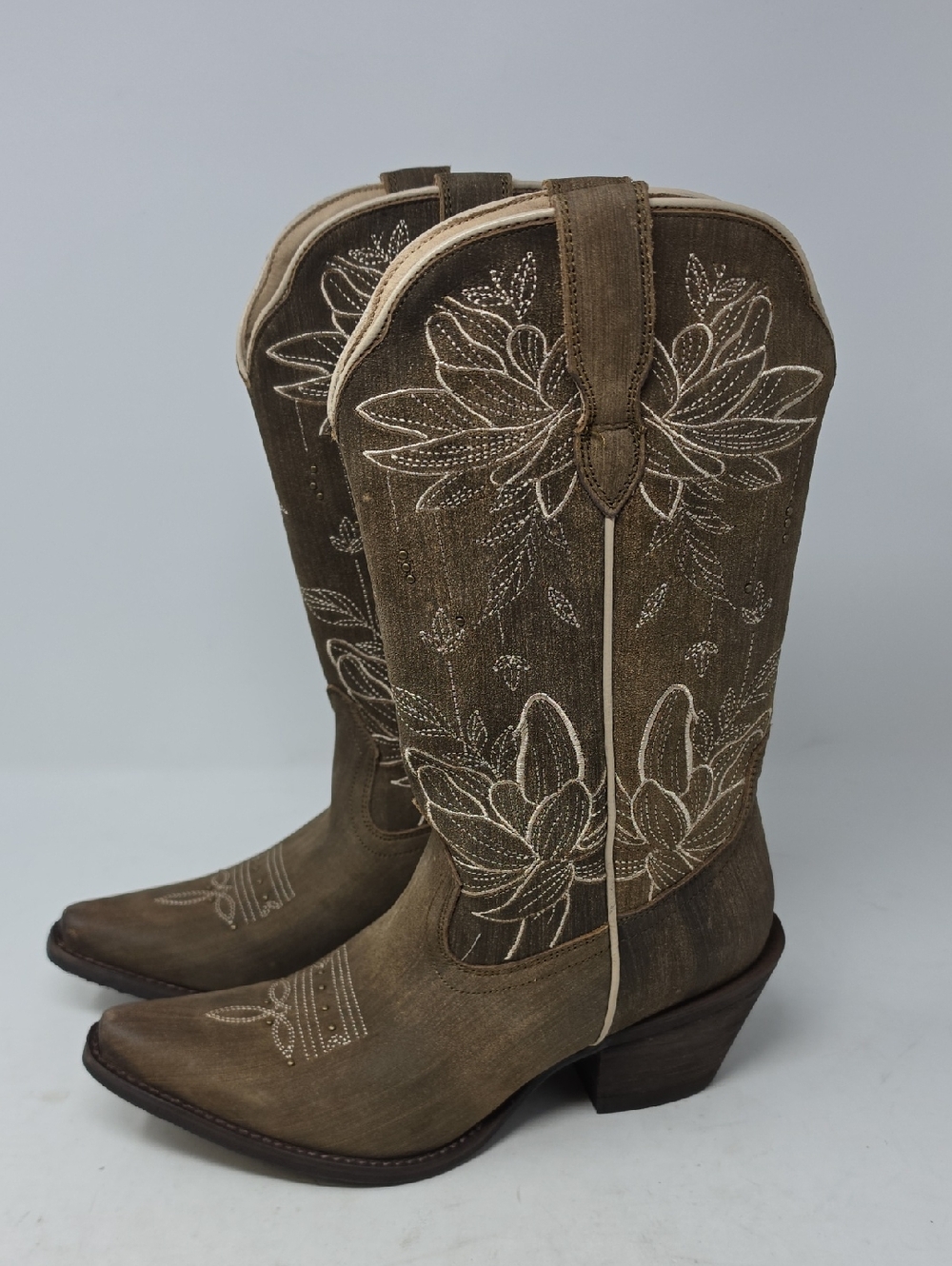 Shyanne Women's Toba Western Boots - Snip Toe Size 9